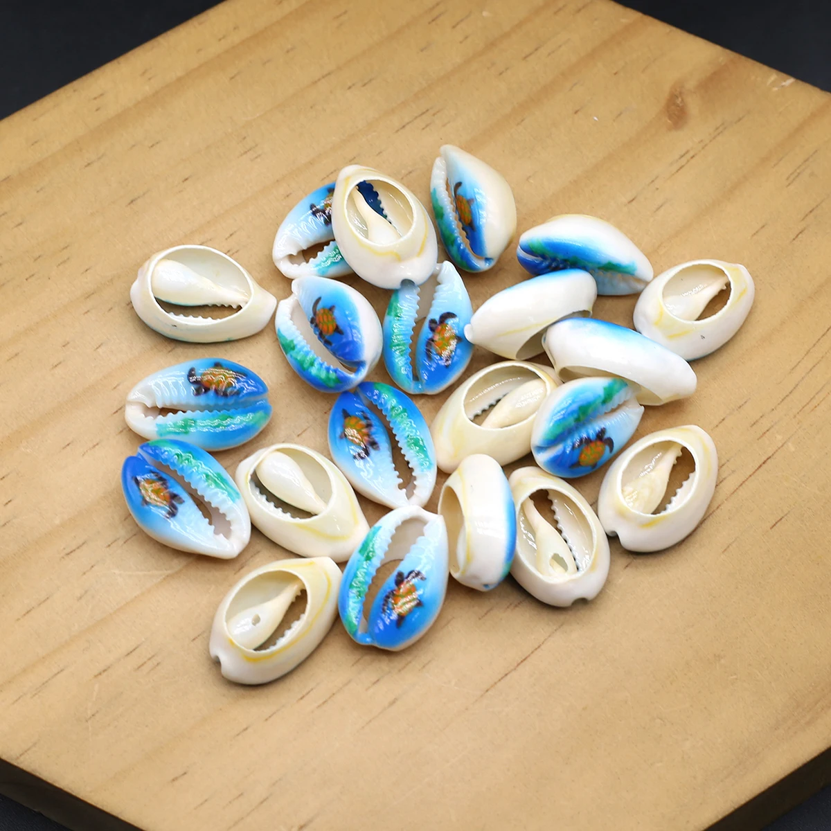 100 PCS Wholesale Natural Shell Painted Beads Diy Jewelry Making Fashion Necklace Bracelet  Accessories Home Decoration