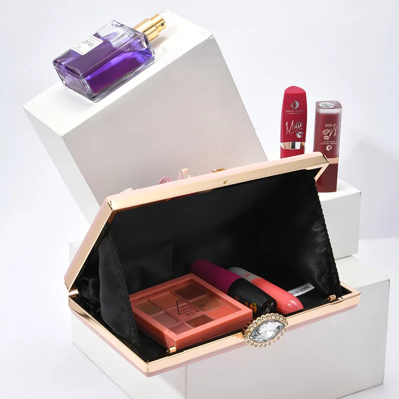 2023 New Women Leather Flowers Evening Clutch Bags Wedding Banquet Shoulder Bags Mini Party Purse 3 Styles Drop Shipping