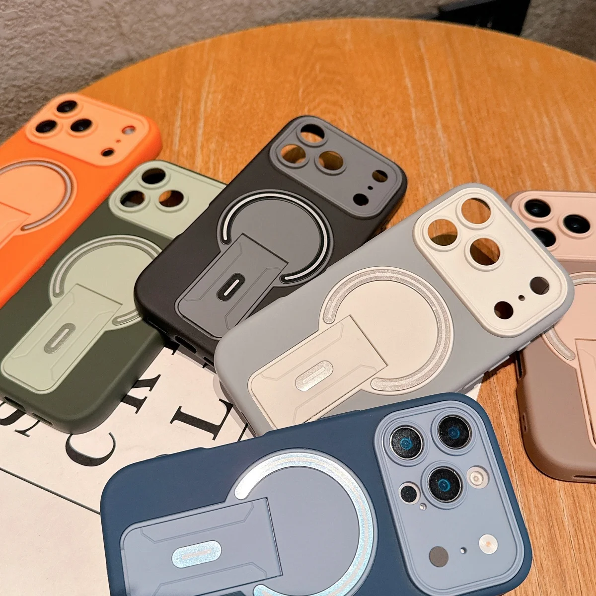 Large Window Invisible Bracket Stand Magnetic Phone Case with Kickstand