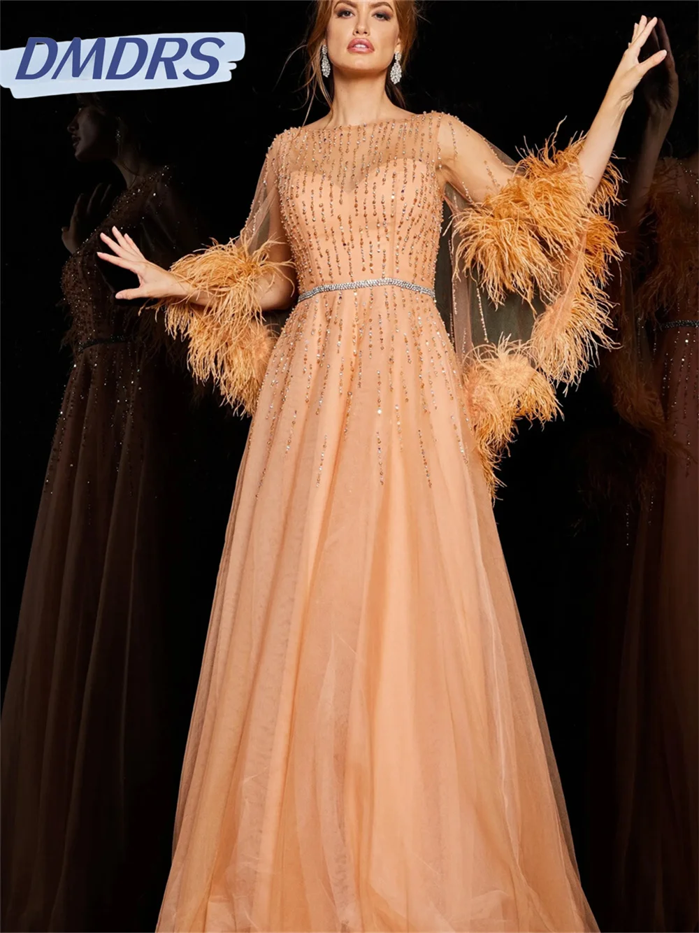 Рисунок 3 - Женское вечернее платье с длинным рукавом