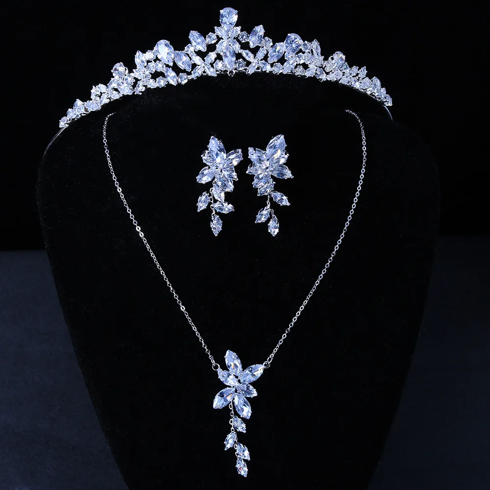 

Floralbride Alloy Rhinestones Crystals Cubic Zircon Bridal Jewelry Set Wedding CZ Tiara Necklace Earring Set Women Jewelry Set