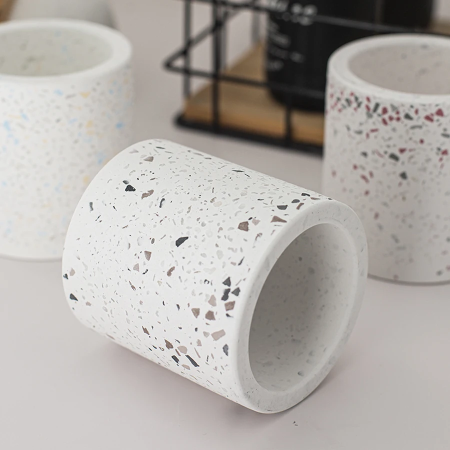 1pc toothbrush holder, made of diatomaceous earth material, with strong water absorption and effective water absorption, suitabl