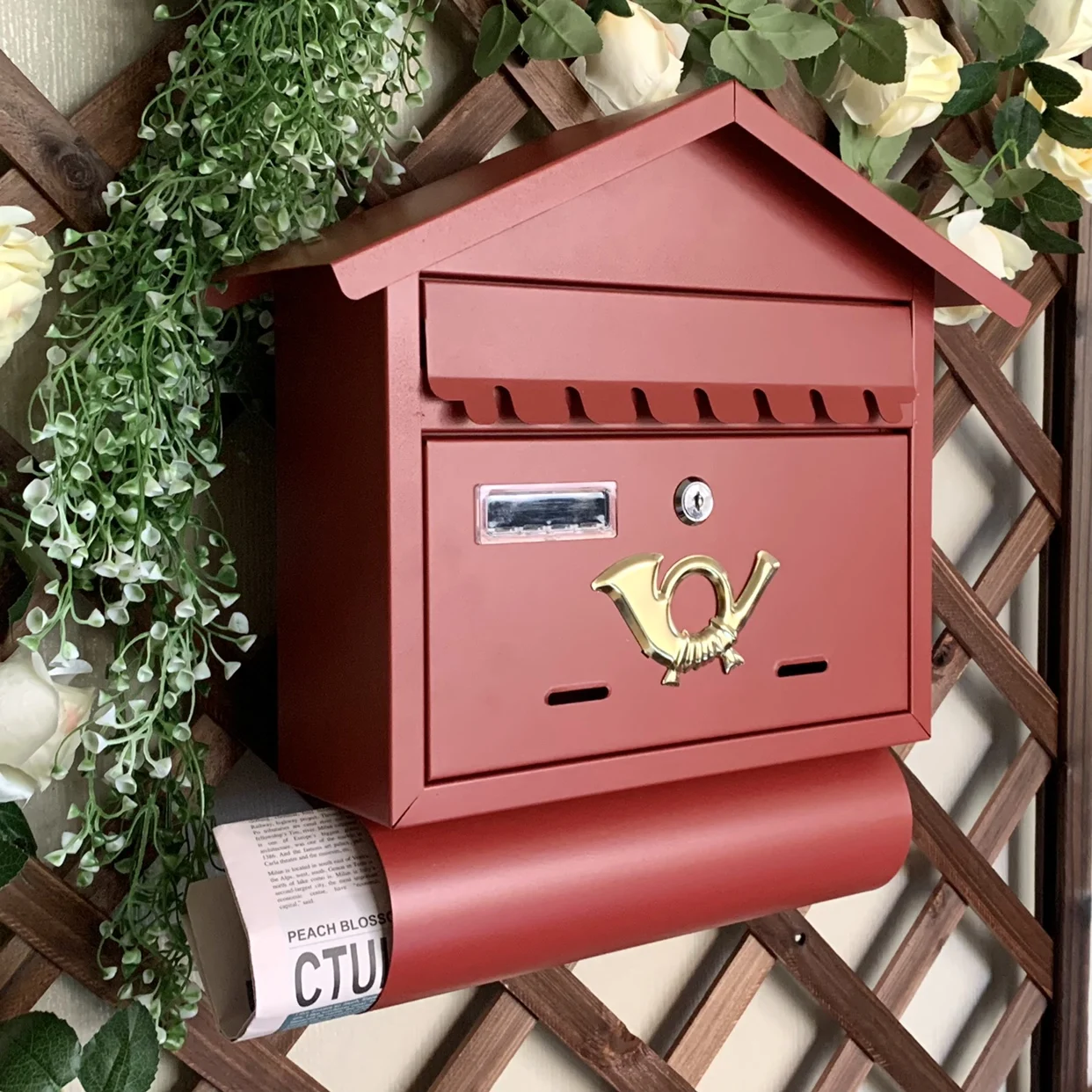 Description Picture 4 of itemIron Mailbox Outdoor Wall Decoration Rainproof and Waterproof Post Box Idyllic and Creative Letter Box European Retro
