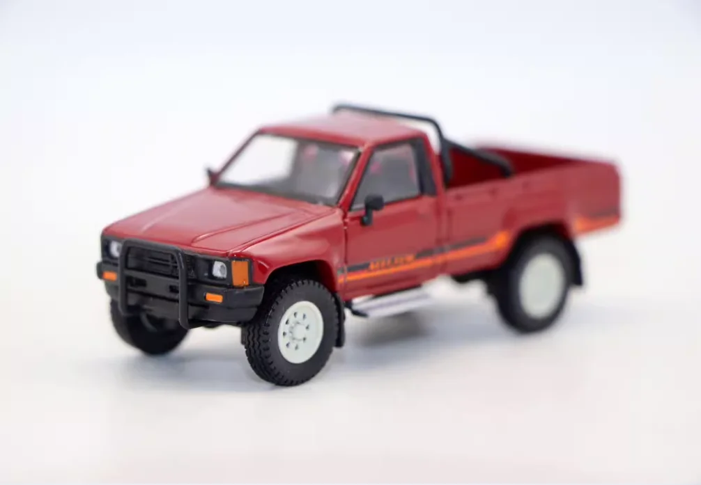 Para64 1:64 1984 Hilux Pickup Truck Simulation Alloy Car Model Gifts Decoration Collection Toys Static Display 14 Sf468904ac72e40d1a442427077b6bdadw