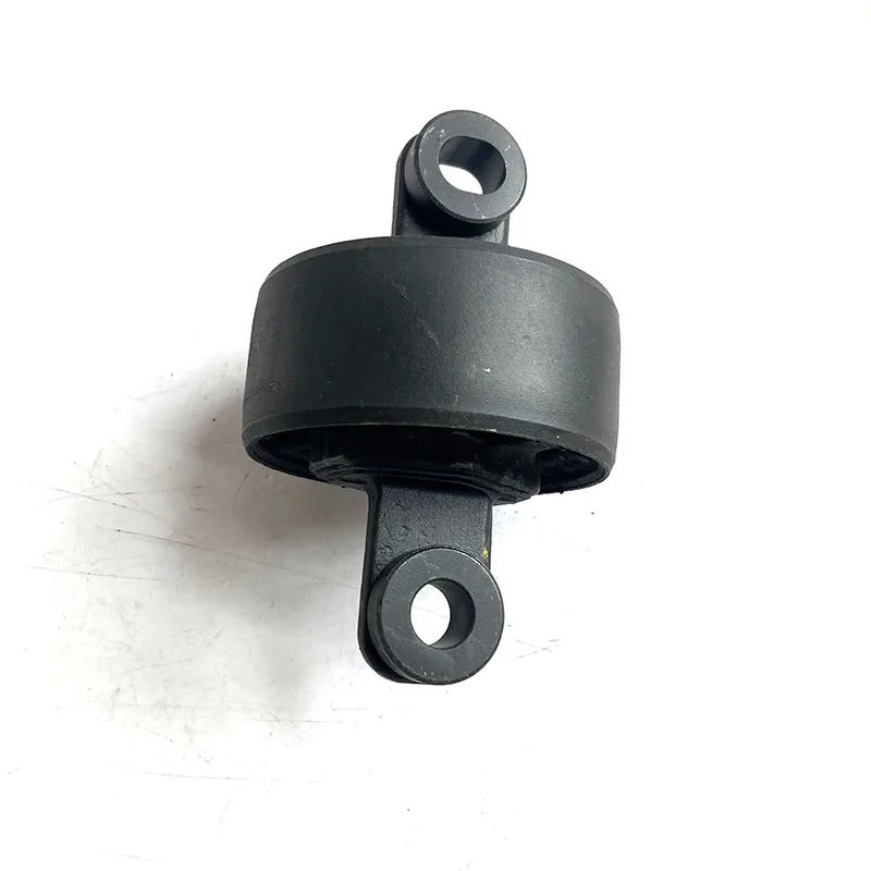 NBJKATO Genuine Rear Lateral Control Arm Bushing 55274-3W000, 55275-3W000 For Hyundai Tucson IX35 Kia Sportage control arm bushings kit