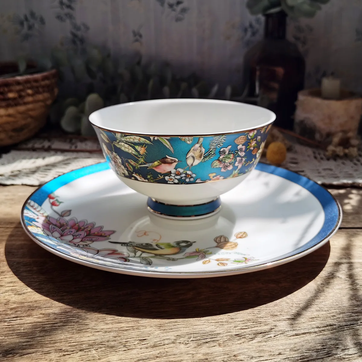 Bone china tableware Chinese style pastoral style 4.5 inch rice bowl flower bird embossed flower 8 inch plate 12 fish plate