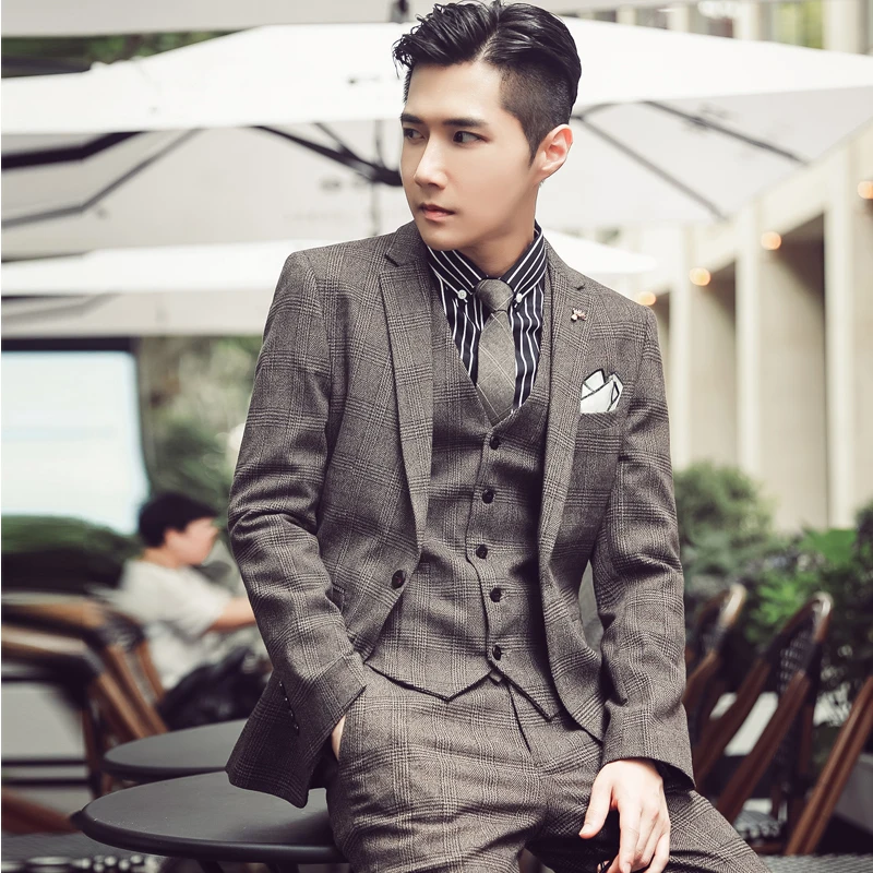 

2023 Autumn Winter Plaid Men Blazers British Style Slim Fit Casual Business Suit Jacket Wedding Social Groom Dress Coats