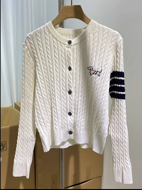 

Autumn Cardigan Fashion Brand Embroidered Dog Long Sleeve Sweater High Quality All-match Tops British Women's Cardigan