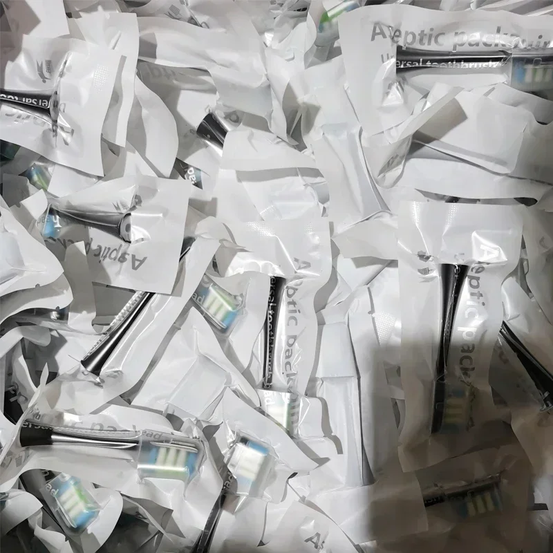 Description Picture 2 of itemReplacement Brush Heads Soft Bristle Nozzles for Oclean X/ X PRO/ Z1/ F1/ One/ Air 2 /SE Electric Toothbrush With dust cover