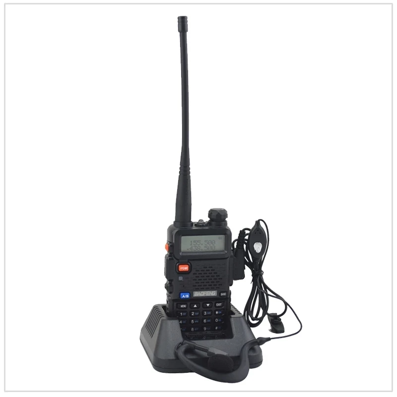 

Baofeng Dualband UV-5R walkie talkie radio Dual display 136-174/400-520mHZ two way radio with free earpiece BF-UV5R 888s