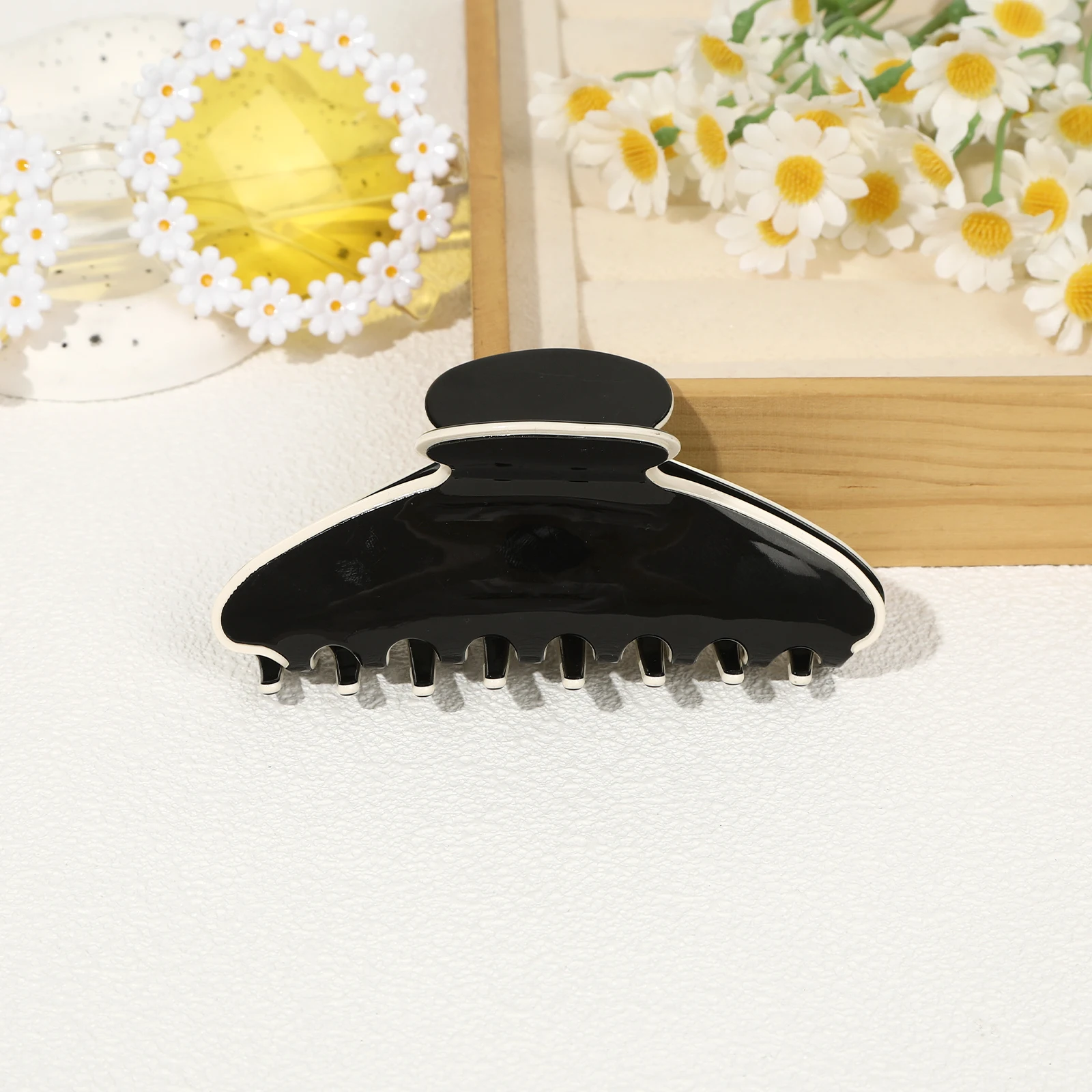 1pc Korean Large Crab Hair Claw Clips Clamps Women Girls Sweet Plastic Ponytail Holder Hair Barrettes Hairpin Hair Accessories