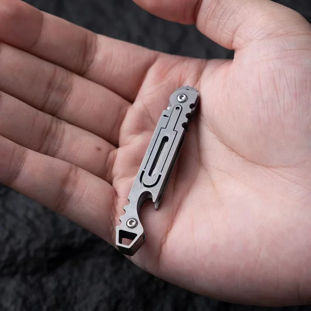 Portable Mini Folding Unboxing Knife High Hardness Sharp Surgical Knife Keychain Detachable Express Delivery Replaceable Blade 5