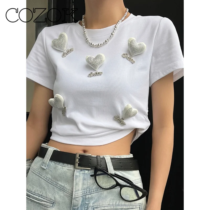 

COZOK 3D Peach Heart Hot Rhinestone Short Sleeve T-shirt Women's 2023 Summer New Western Style Slim Fit White T Shirt Crop Top