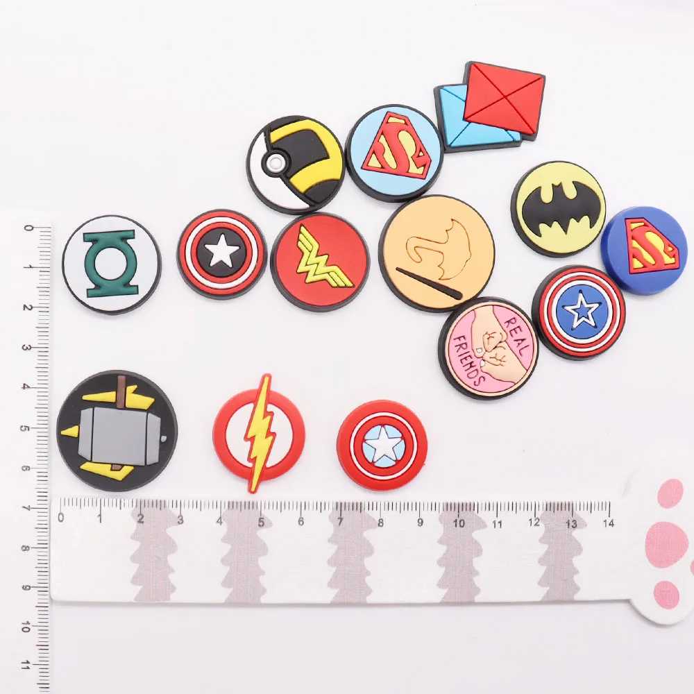 1-10Pcs Batman Superman Thor Captain America Sign Shoe Buckle Charms Round Decorations DIY Kids Avengers Party Gift