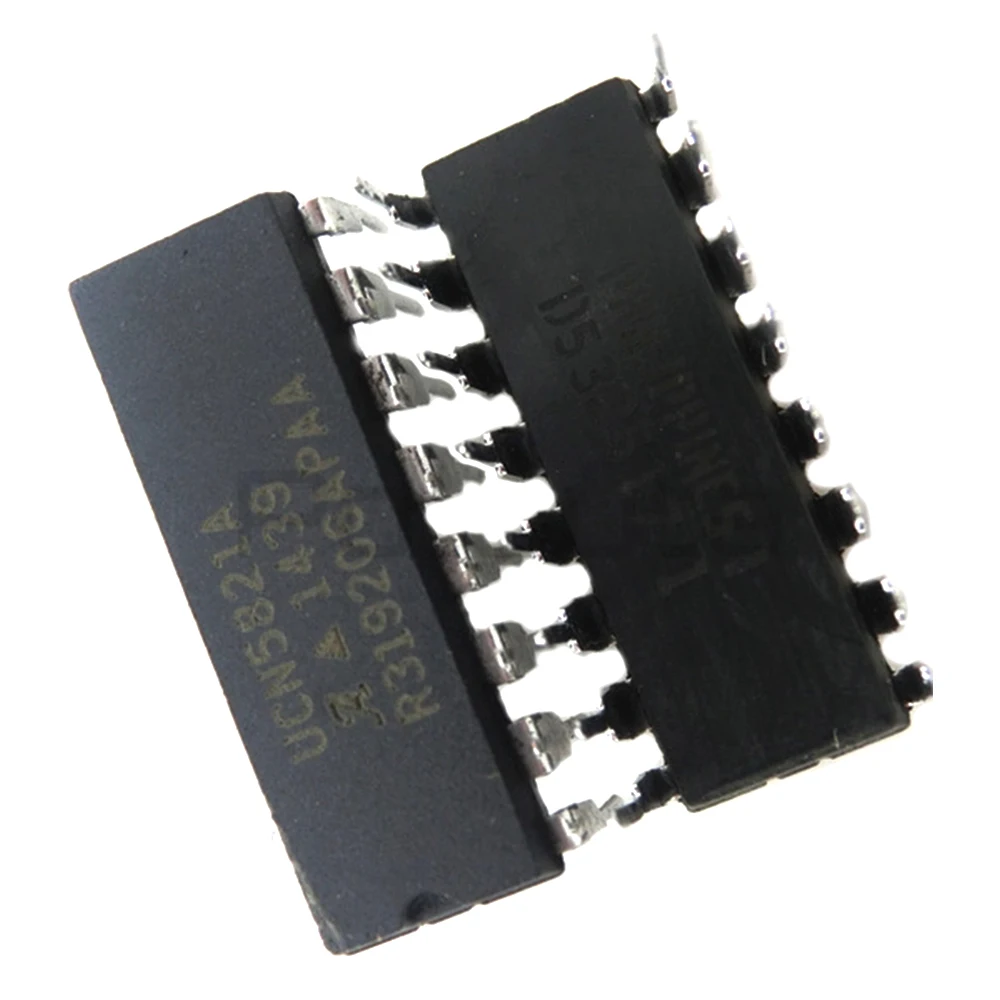 

1PCS UCN5821A UCN5821 LATCH/DRIVER IC NEW