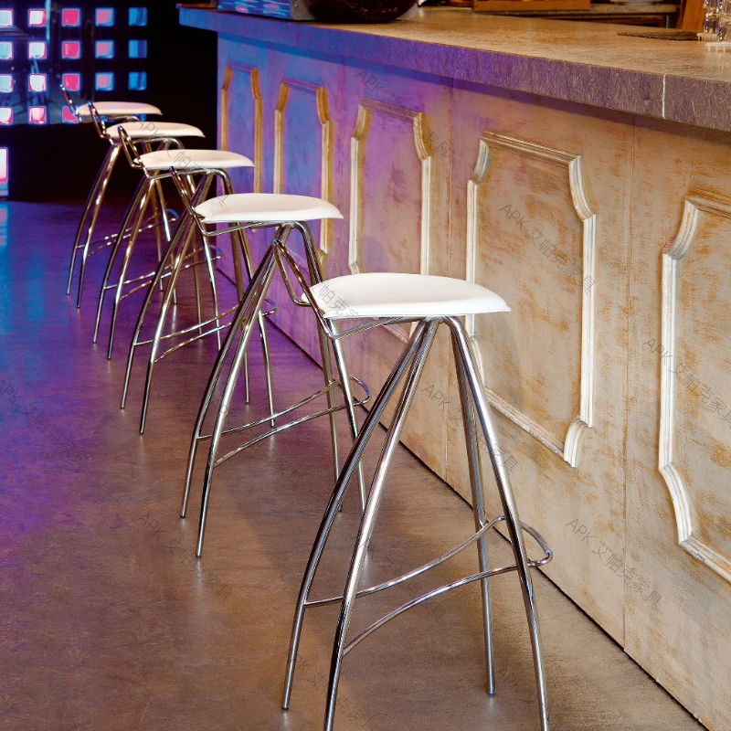 

Modern Minimalist Designer Bar Chair Stainless Steel Island Saddle Leather High Chair Feet Luxury Bancos Para Bar Silla Puff