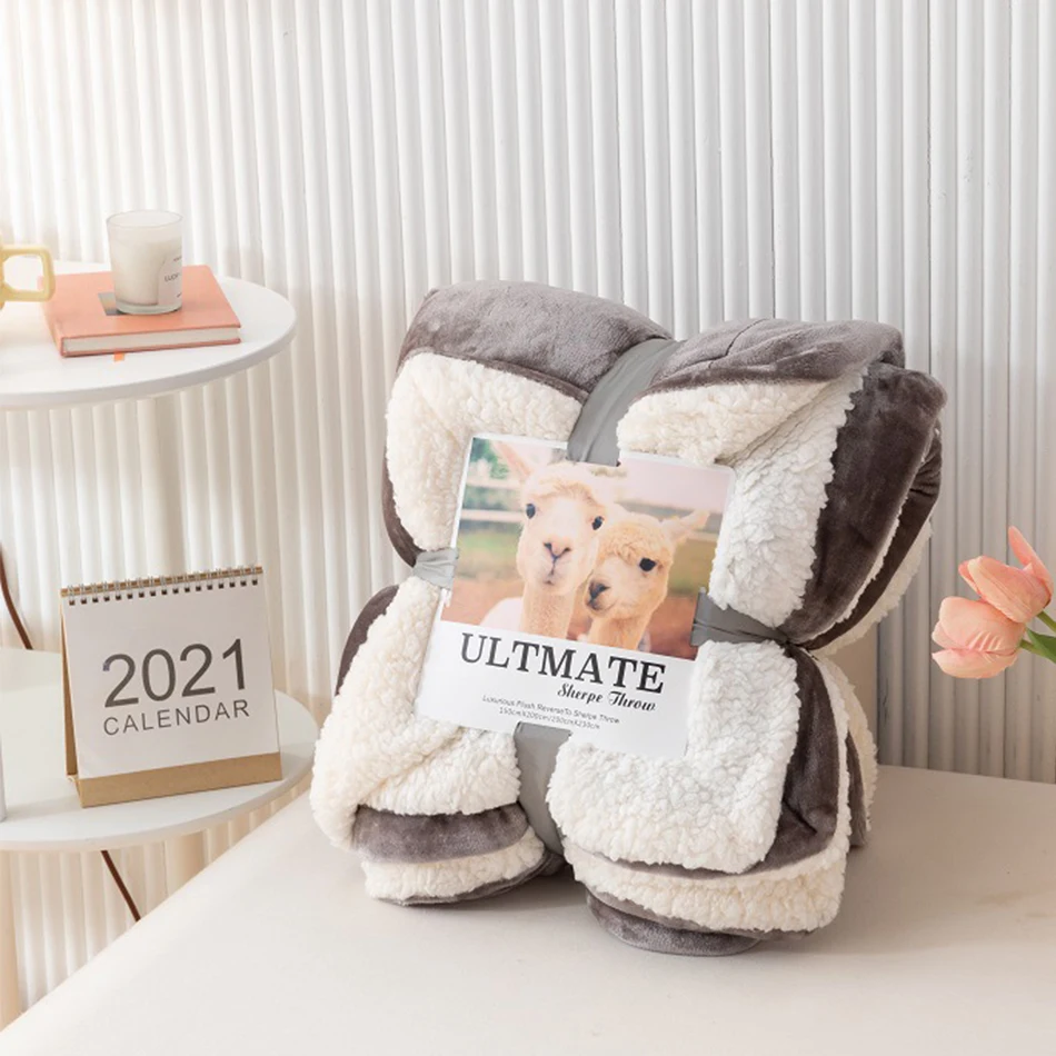 WinterWarmBlanketsLambFleeceDoubleBlanketVelvetSofaBlanketThickeningandSoftCoral