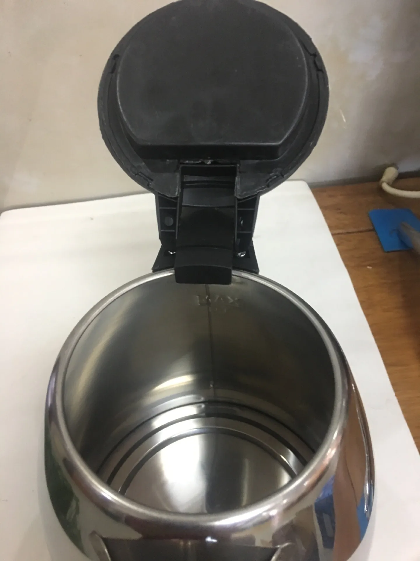 2L Stainless Steel Electric Kettle Silver Gray Base Separation Desion Rust-resistant Durable for Home Office During Travel