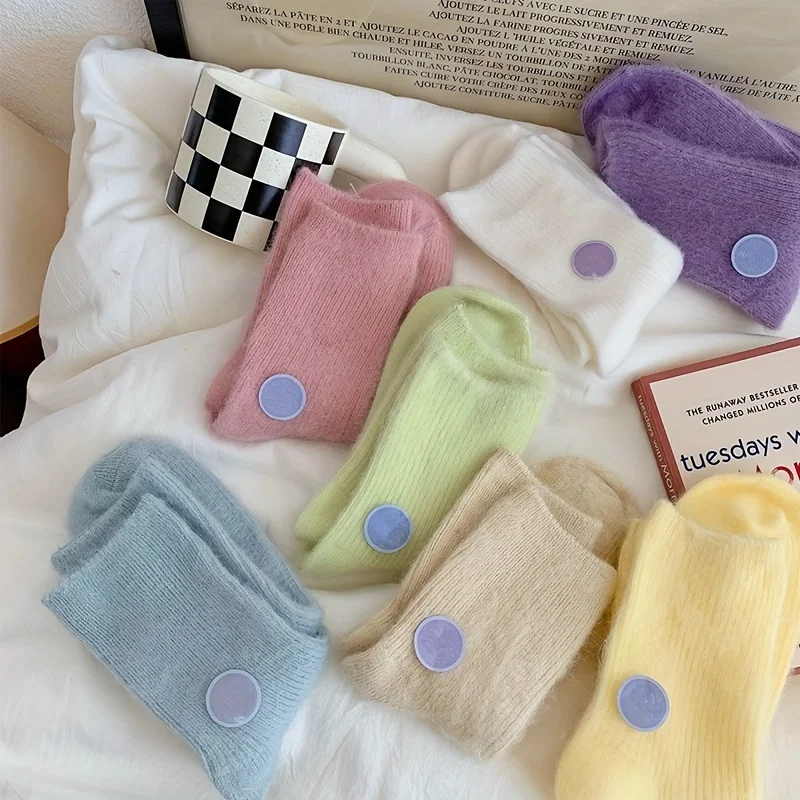 

Solid Color Thickened Women's Mid Tube Socks Polka Polka Dot Socks Comfortable and Cute 3D Cloud Plush Cloud Socks