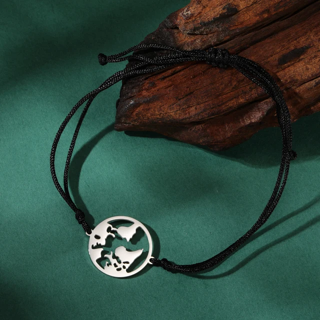 Fishhook 지구 팔찌: 세상을 손목에 담은 독특한 패션 악세서리