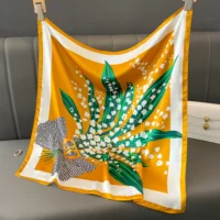 2024 70*70cm Kerchief Popular Print Headcloth Luxury Design Silk Scarves Fashion Sunscreen Muffler Square Shawl Bandanna Foulard 4