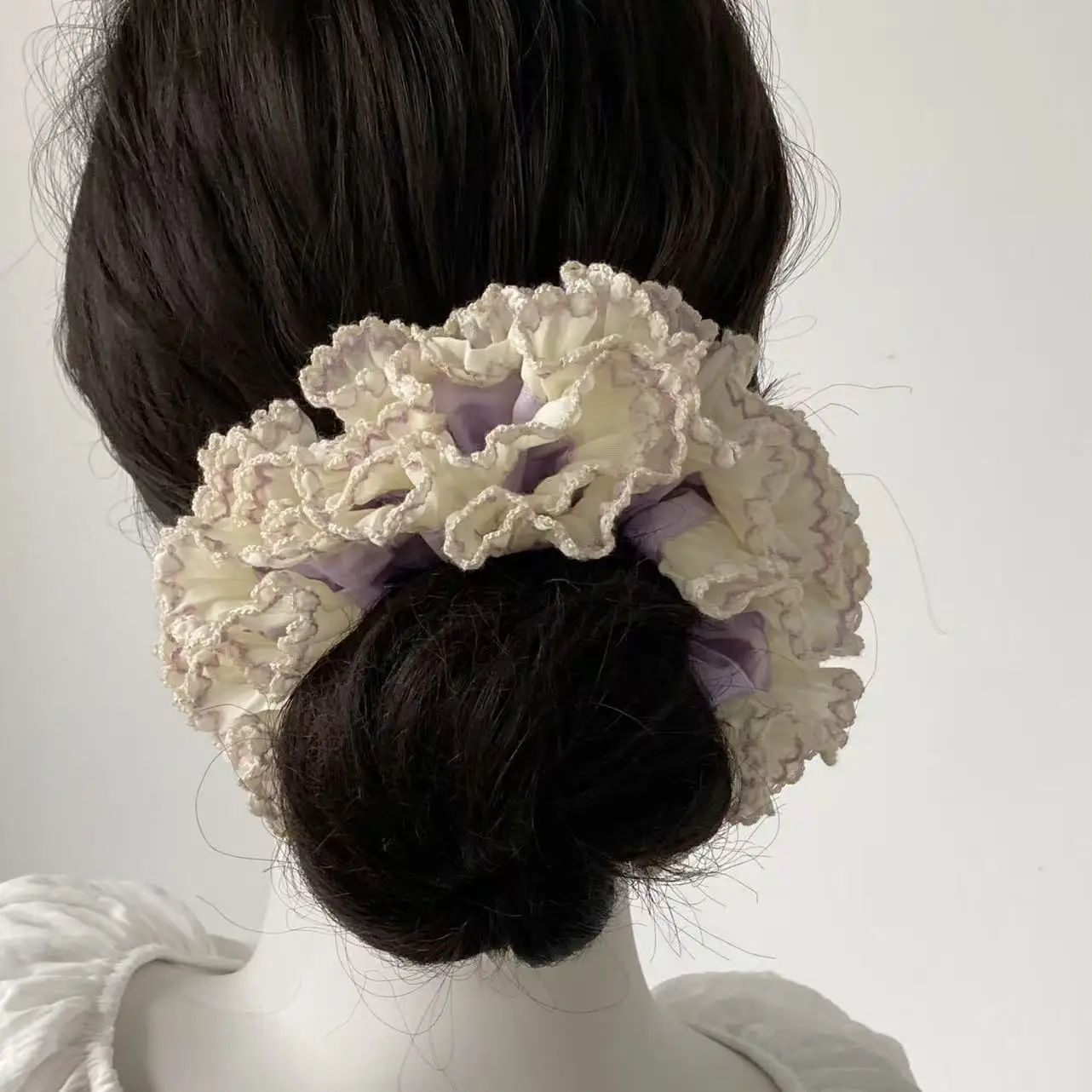 1PC Elegant Lace Ruffled Scrunchies, Lavender & Cream Vintage Hair Accessories for Women