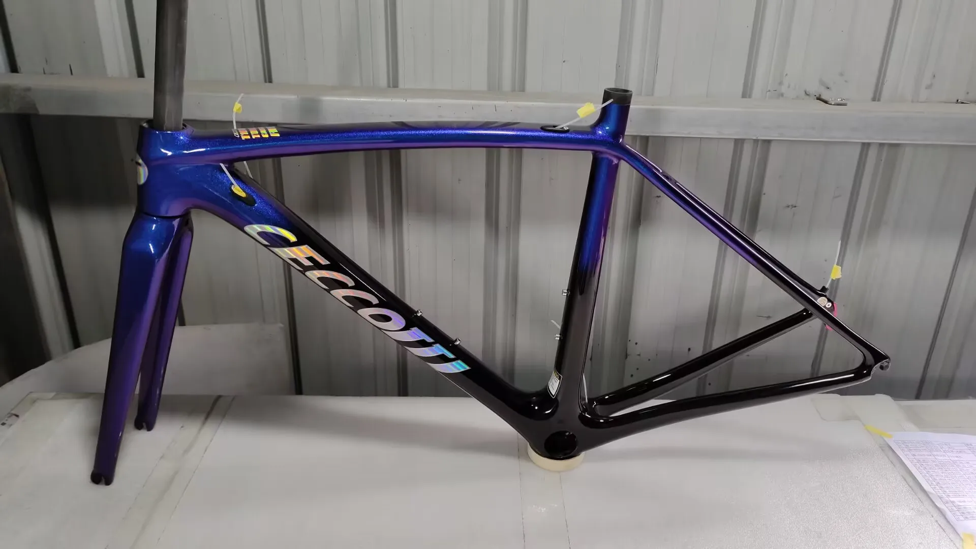 AeroT1000 Carbon Road Bike Frame, V Rim Brake, PF30 Light, 130mm Rear, 700CC, Wheel Race Cycling, Top Selling,