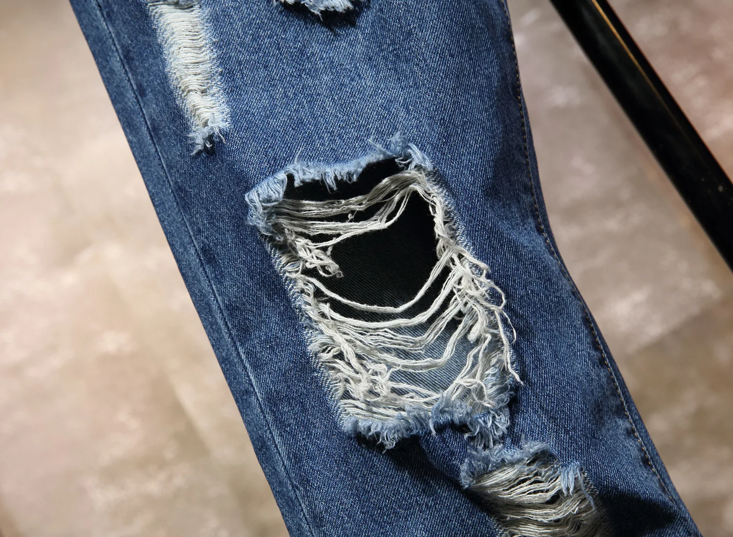 Men jeans Denim Pants hole long Zipper Ripped Narrow Pants Men Jeans Trendy Pants blue jeans for men