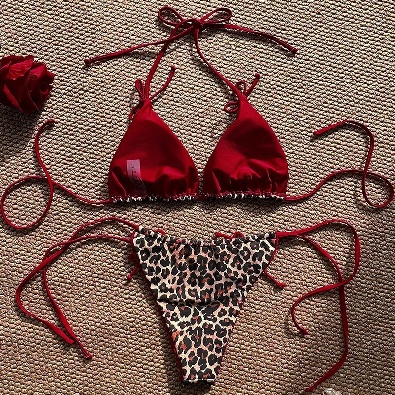 Leopard print bikini swimsuit - Strap detail