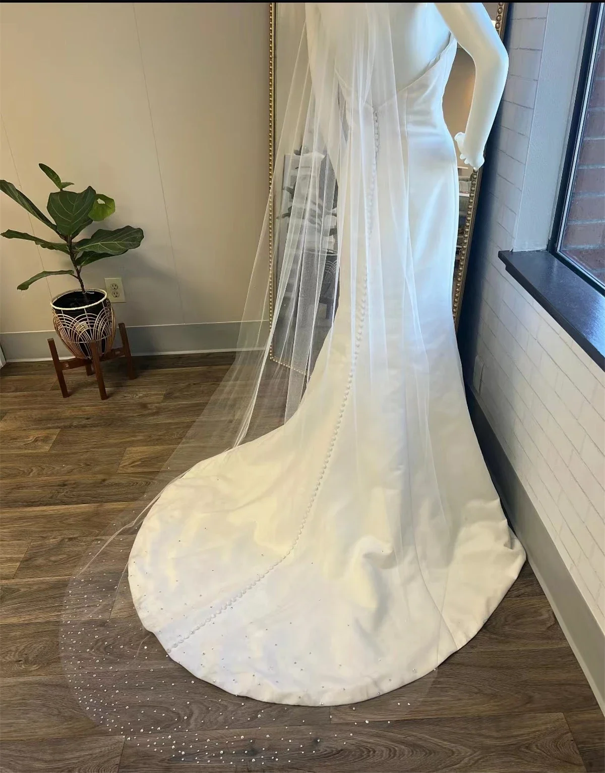Wedding Veil 1 Tier Long Chapel Length Bridal Veil With Scattered Beads Soft Tulle Beaded Bride Accessories bridal veil