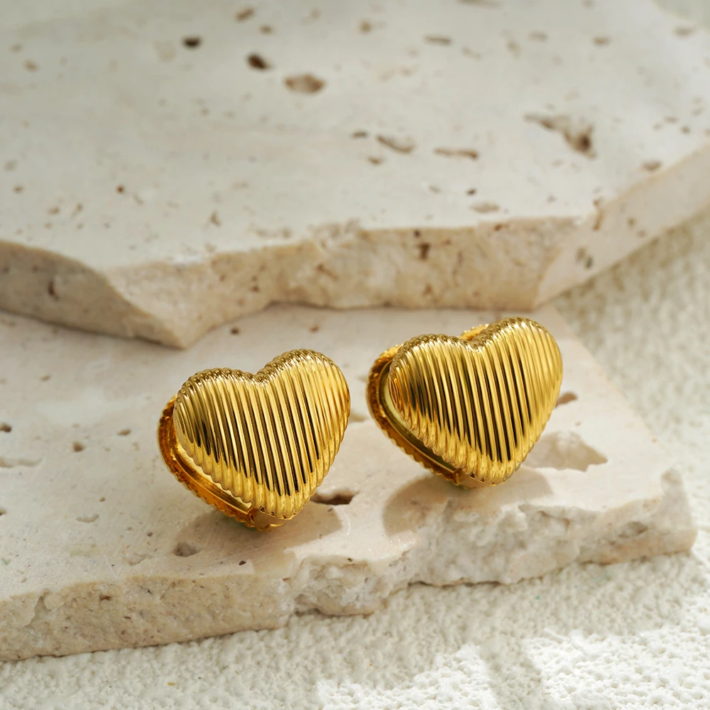 18k Gold Plated Stainless Steel Clip Earrings for Womens Shell-shaped Double-sided Ear Buckle Jewelry