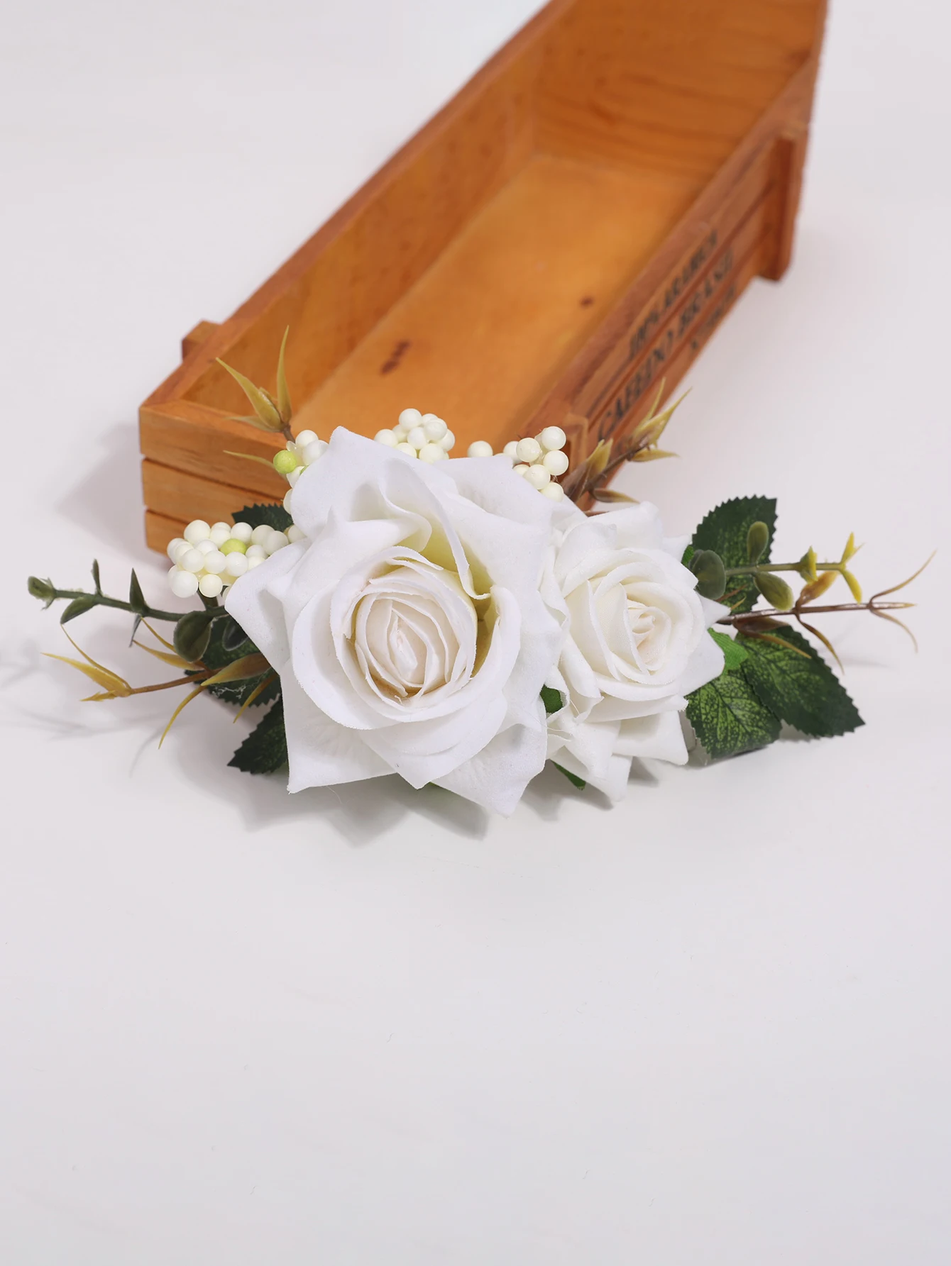 Handgefertigte Große Blumen-Haarspange mit Roter Rose, Chinesischer Stil, Hochzeits-Braut-Haaraccessoire, Edle Kopfbedeckung für Bräute – Detail 12
