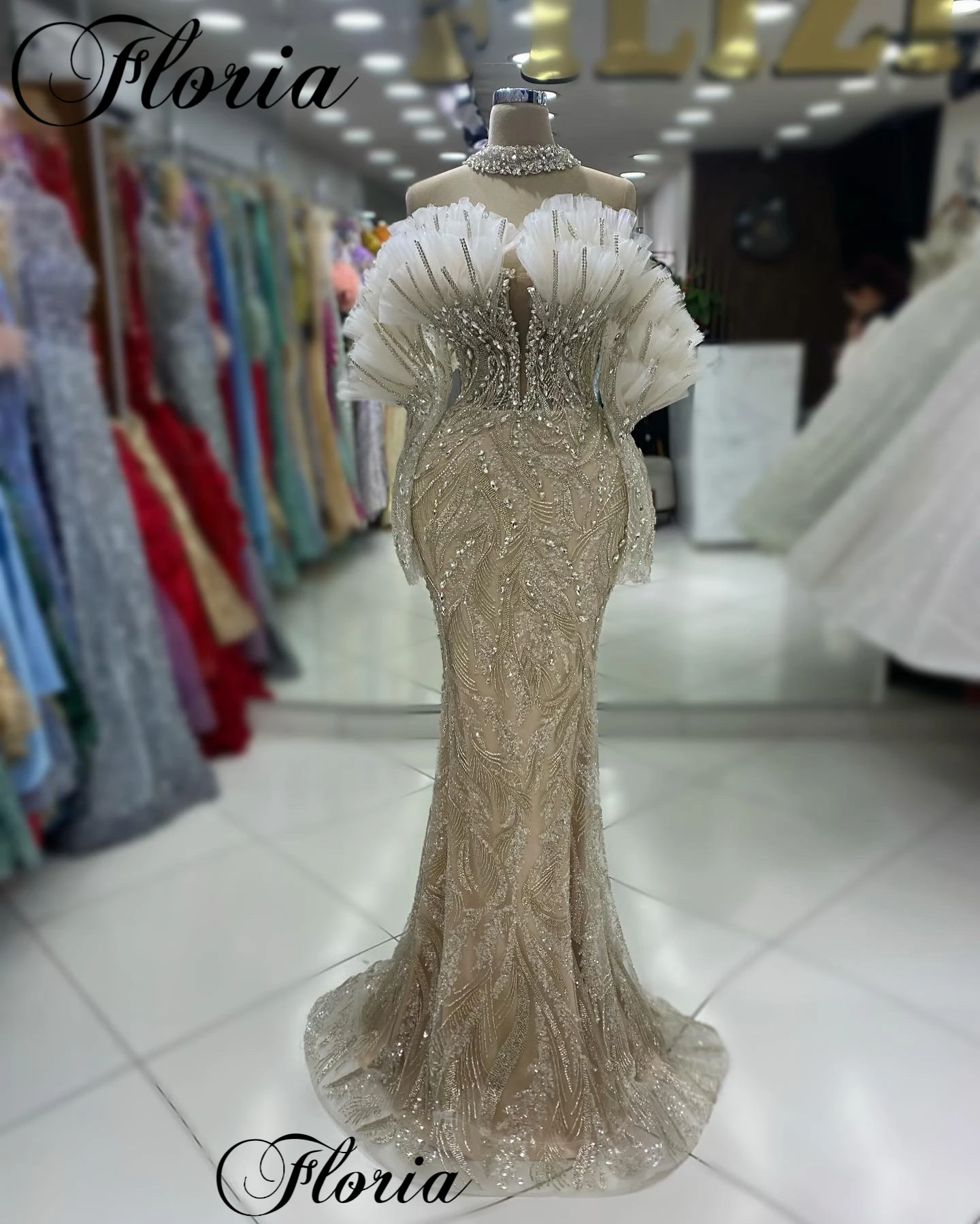 Vestidos De Celebridades De Champanhe Leve, Fora Do Ombro, Vestidos De Festa De Casamento, Cristais De Sereia, Vestidos De Baile Elegantes