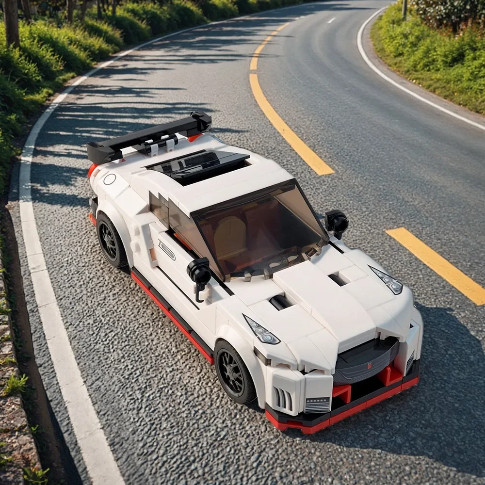 Mould King 27031 Speed-Champion Race Car Building Toy Racing Sports Collectable Model Car Construction Toy Building Kit for Kids