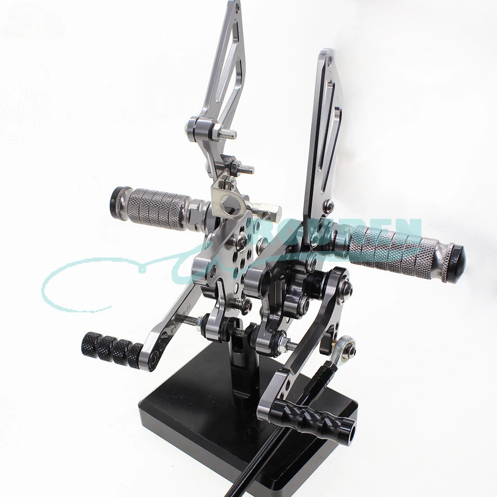 

Задняя подставка с ЧПУ, подставка для ног, мотоциклетная подставка, подставка для ног, подножки для Suzuki GSXR600 GSXR750 2000-2005, рычажный кронштейн переключения