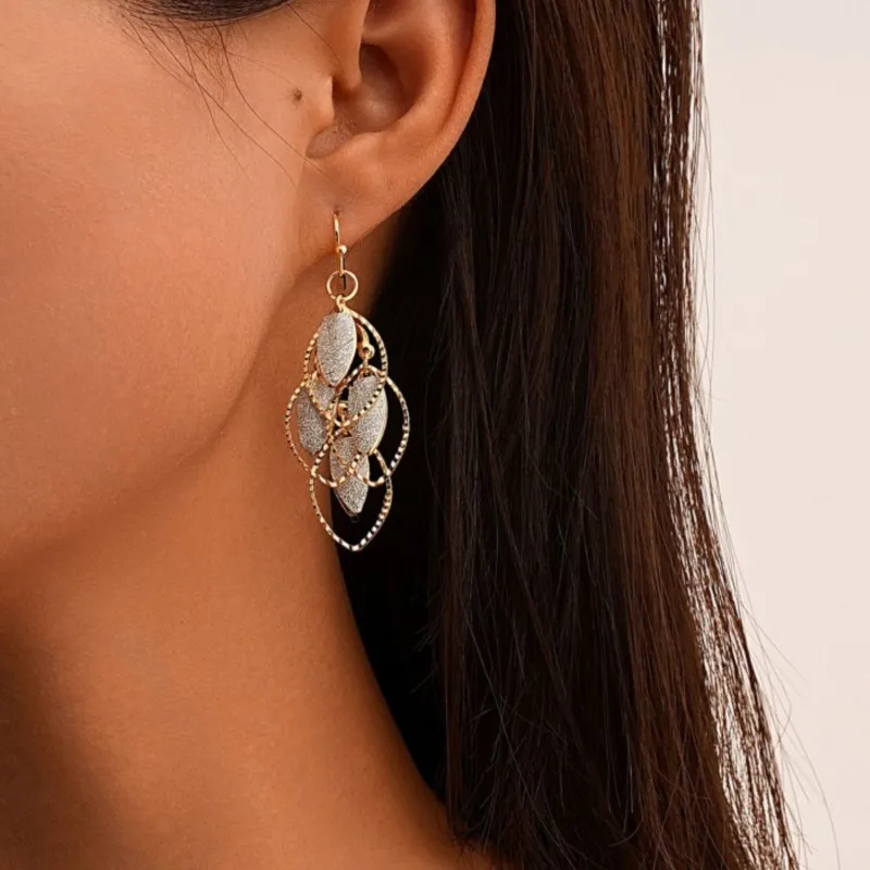 Vinatge Boho Style Elegant Leaf-Shaped Dangle Earrings for Women New Fashion Statement Earring Party Jewelry Gifts