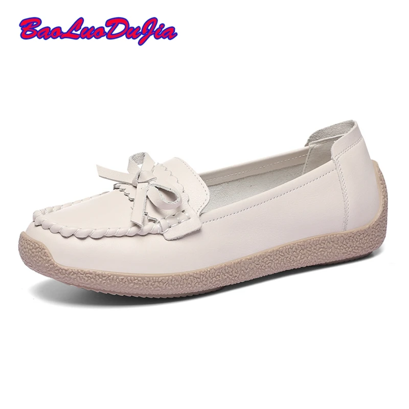 Flat bottomed women's shoes women's leather Slip on casual shoes