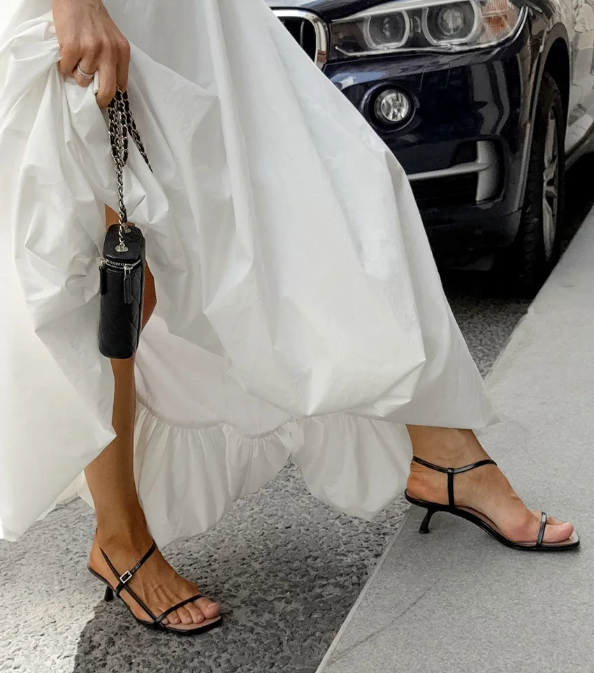 White V-Neck Backless Long Dress Female Sleeveless High Waist Fashion Elegant Luxury Bodycon Dress Women Solid Maxi Dress