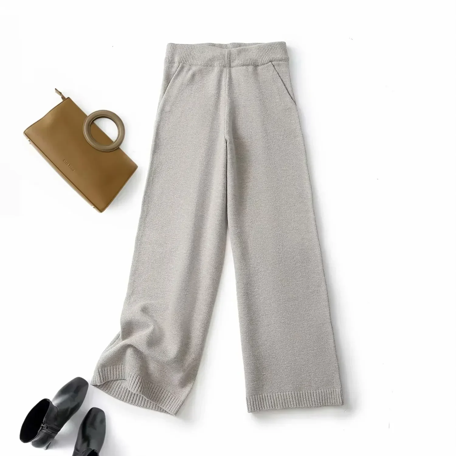 

Женские Модные шикарные повседневные трикотажные брюки с широкими штанинами в стиле ретро с эластичным поясом и боковым карманом, 2023