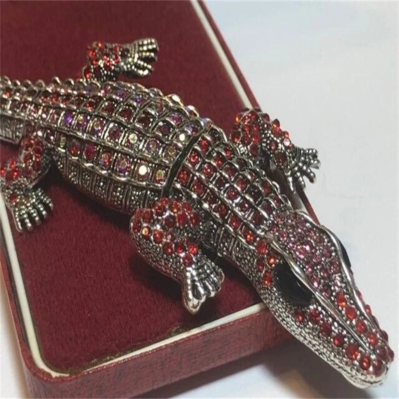 Broche Ancienne En Forme De Crocodile - Strass Sur Plaqué Argent - Style Art Nouveau - Occasion Bon état