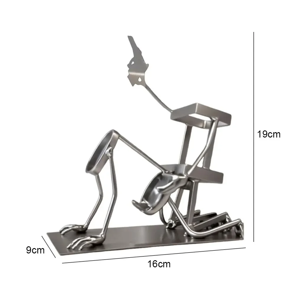 Steampunk Style Drink Stand Skull Skeleton Design Wine Holder Beer Whisky Wine Bottle Display Rack Stand for Whiskey Beer