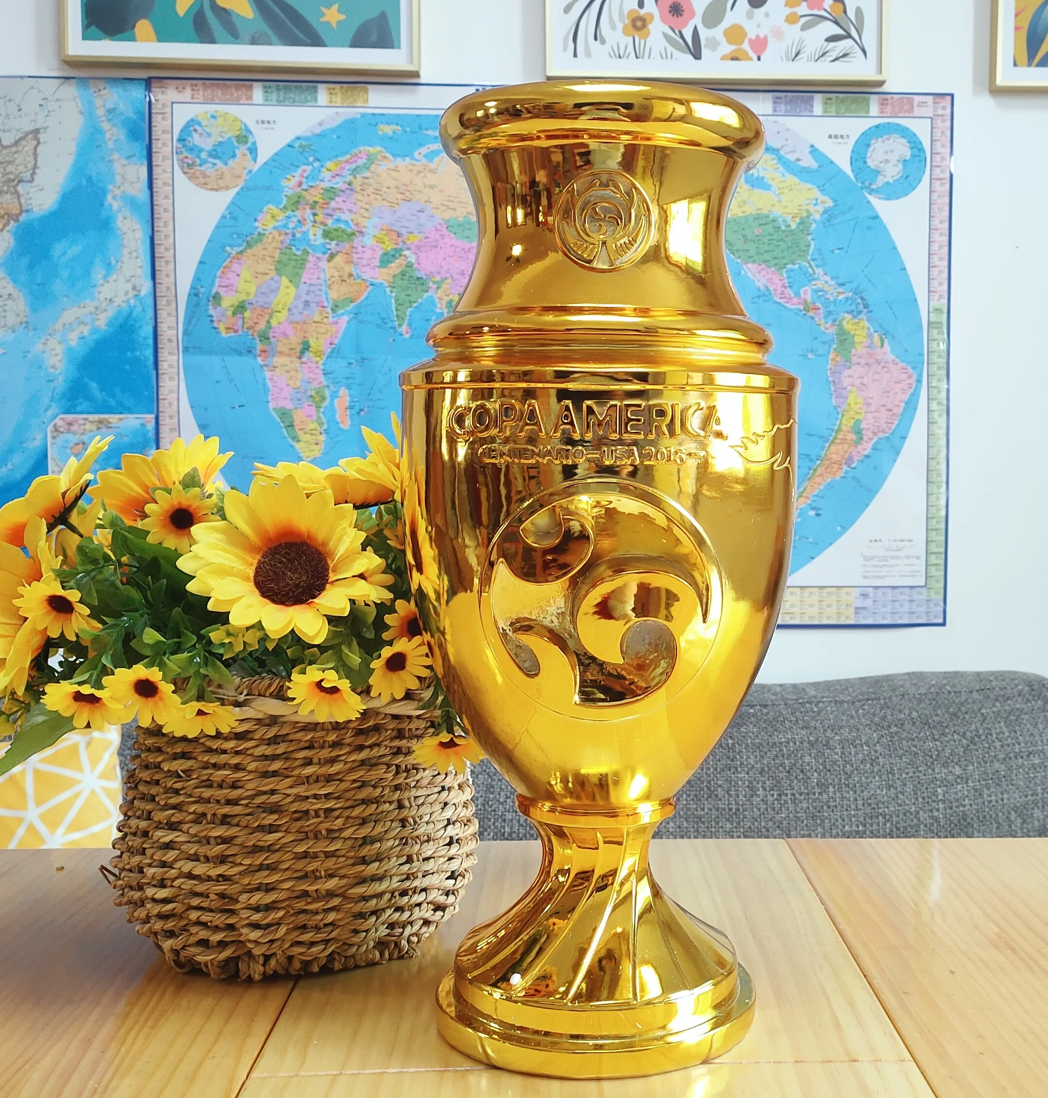 TheCopaAmericaCentenarioTrophyGoldenCopaAmricaTrophyCup44CM