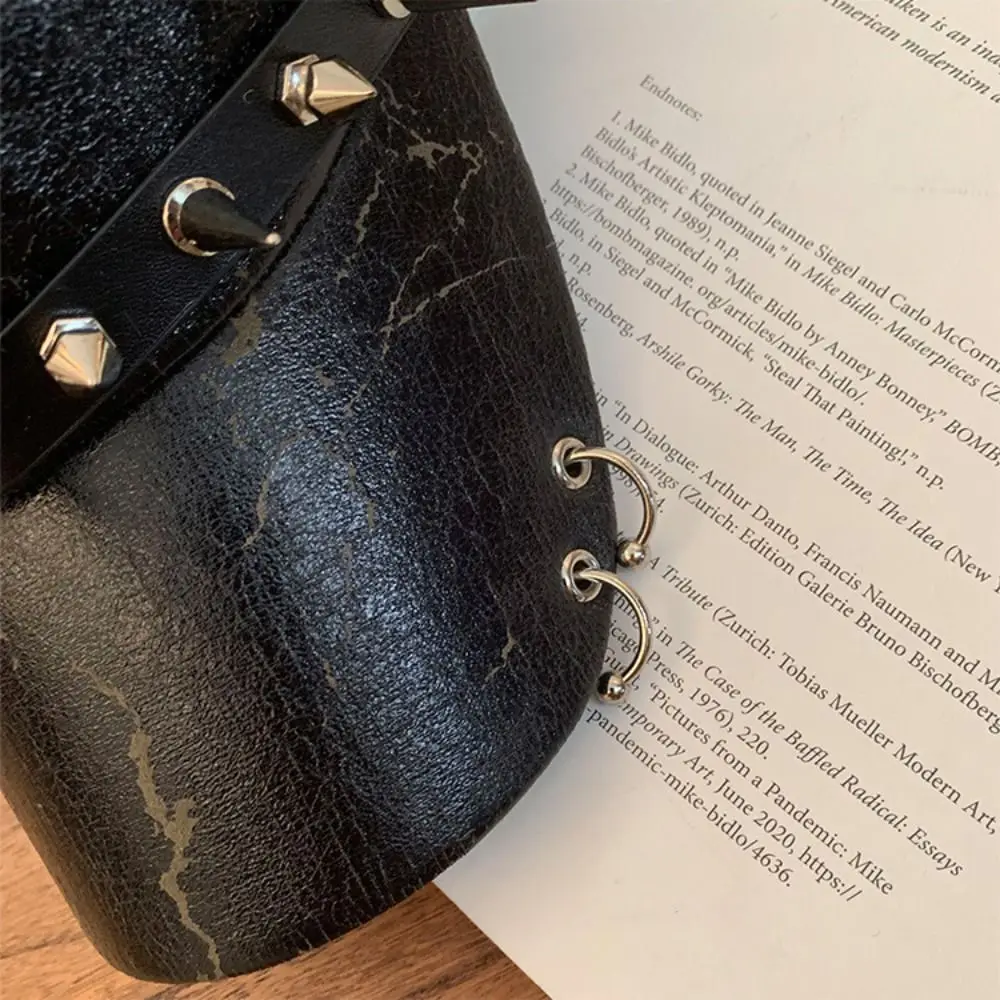 Modische Punk-Dobermann-Ohren Baseballkappen, verstellbare PU-Leder-Nietenmützen, Y2K Spice Girl Sonnenschutzhüte für Männer und Frauen – Detail 7