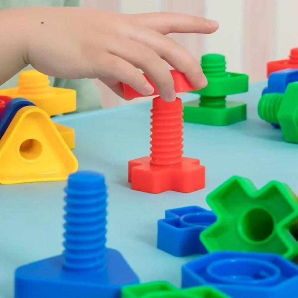 Montessori 8 Set Screw Building Blocks Plastic Insert Blocks Nut Shape Toys for Children Learning Educational Toys Scale Models