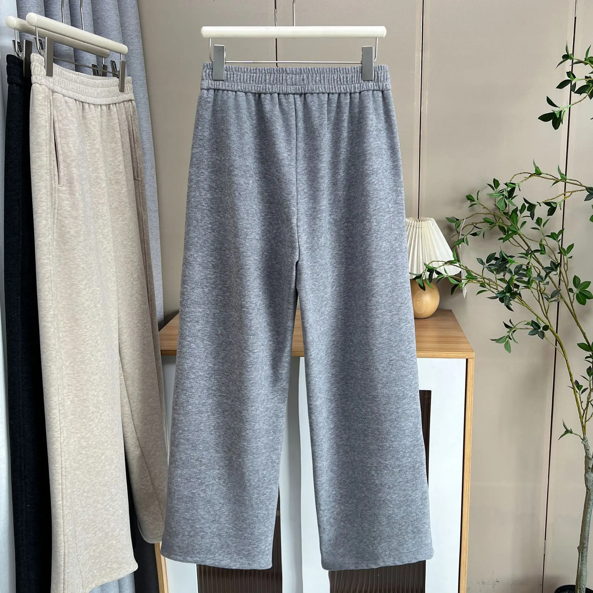 XXXXL Fashion Plus Size Women's Straight Leg Pants Winter Style Simple double-creased Fleece Casual Trousers 8073