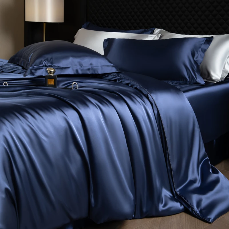 Set Biancheria da Letto in Seta Pura 100% - 4 Pezzi, Misura King/Queen, con Copripiumino, Federe e Lenzuolo con Angoli di Alta Qualità - immagine 3