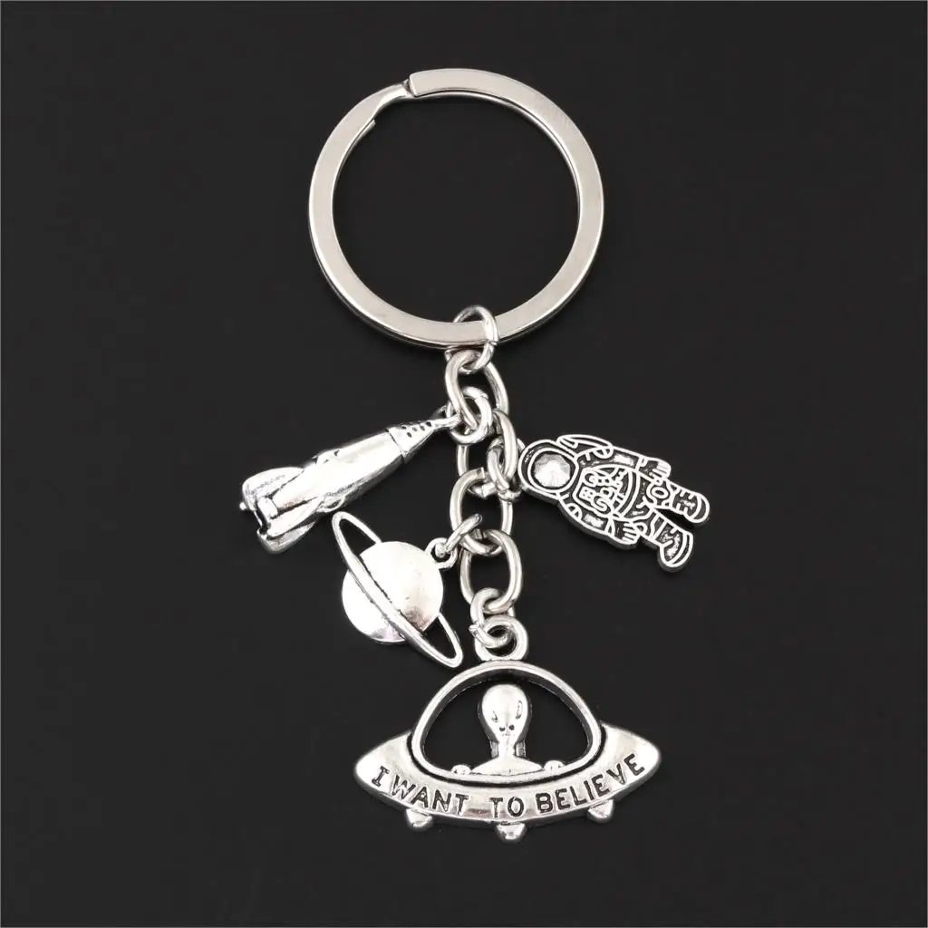 1Pc Rocket Spaceship Alien Ufo Portachiavi Planet Astronauta Ciondolo Portachiavi Fit Friend Gift Jewelry