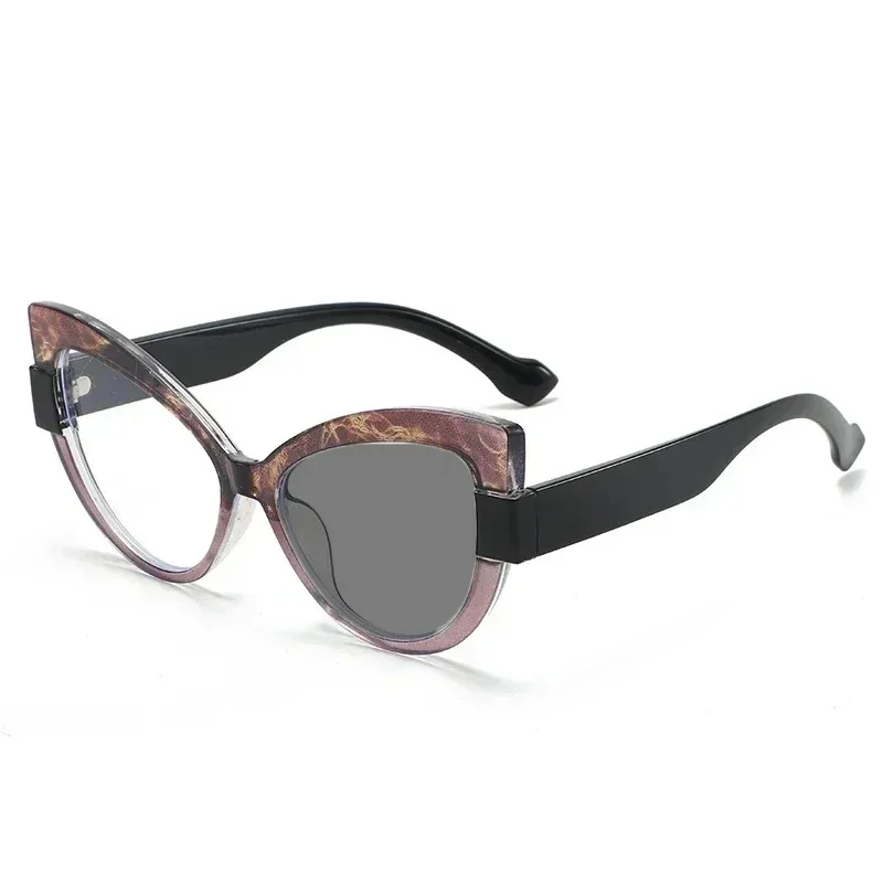 Vintage Cat Eye Photochromic Myopia Glasses with Gradient Frame and UV Protection