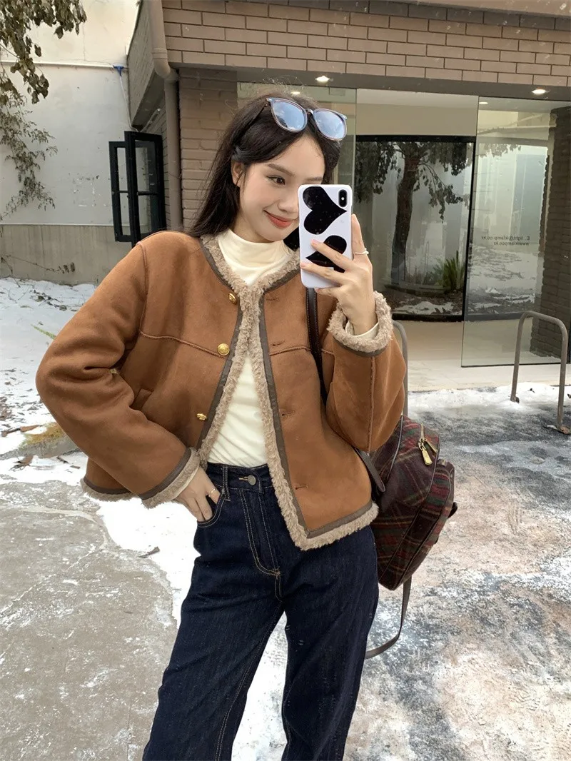 

TRAF Winter Coat for Women 2023 Faux Fur Thick Lapel Coat Female Warm PU Jacket Ladies with Pockets Streetwear Jackets
