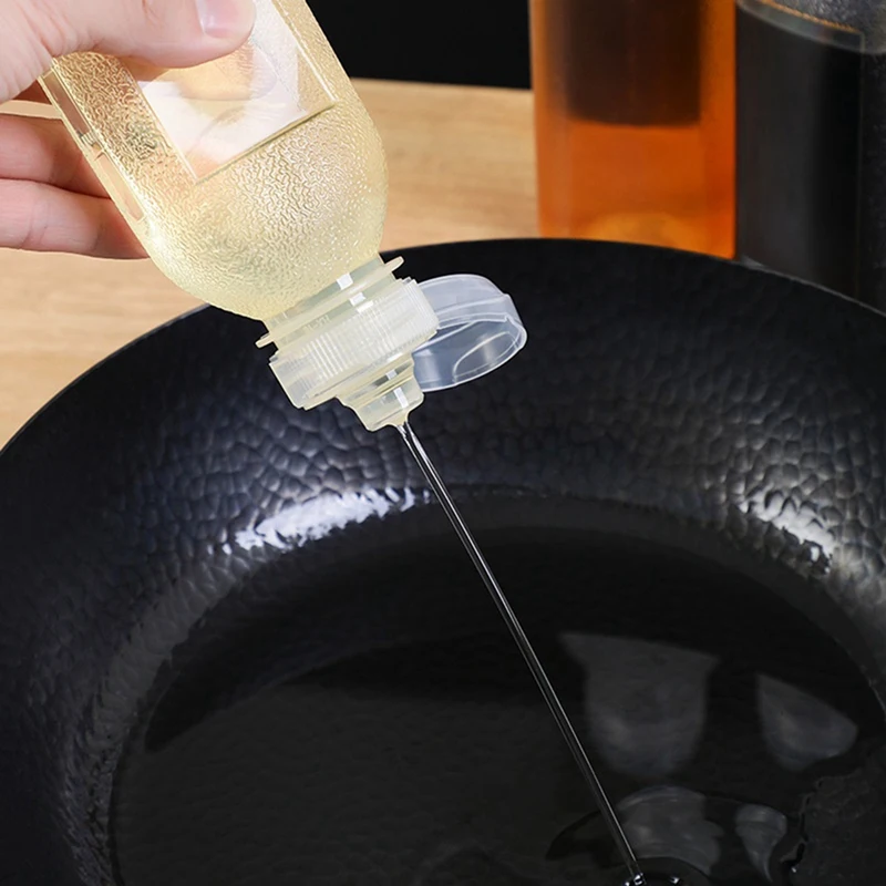 

Kitchen Oil Bottle Hot Sauces Oil Spray Bottle Olive BBQ Condiment Squeeze Bottles